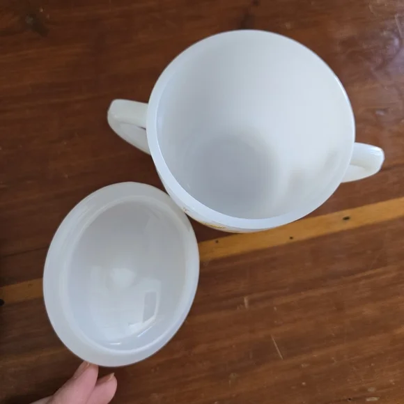 Fire King Golden Wheat Milk Glass Sugar Bowl With Lid Vintage - Picture 2 of 3